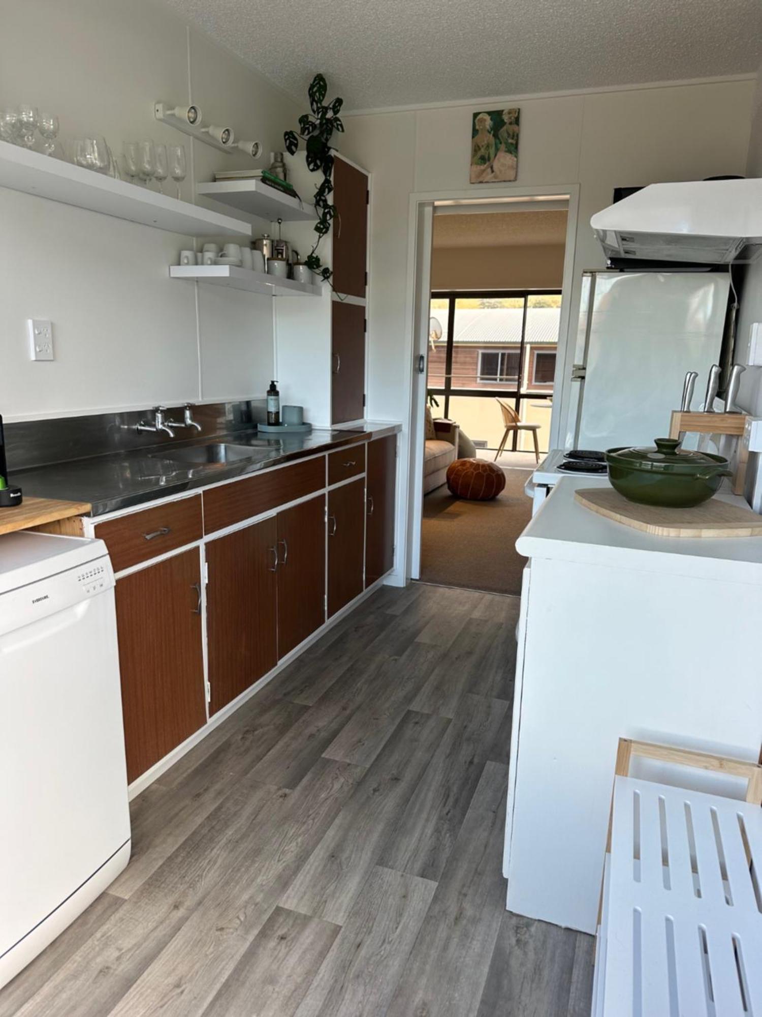 Апартаменты Charm On Commons, Mauao Маунт-Маунгани Экстерьер фото